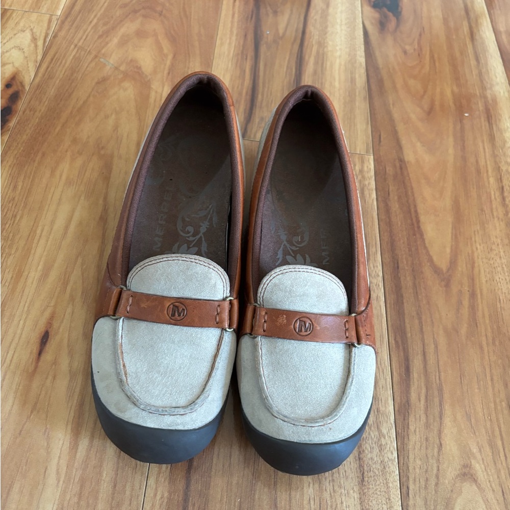 Merrell Plaza Glide Slip-On Wedge Shoes in a taupe and brown leather